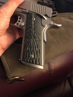 Kimber 1911.jpg