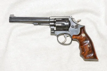 S&W k-22-2.webp