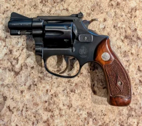 22-32 Kit Gun.webp