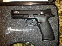 S&WM&P22sm.jpg