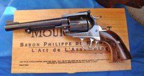 41 Mag Blackhawk - 1.jpg