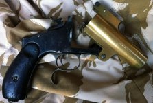 S&W Flare Gun.jpg