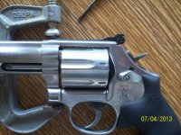 S&W_686Plus_Rear_Sight_Fixed.jpg