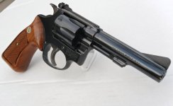 S&Ws k 011.jpg