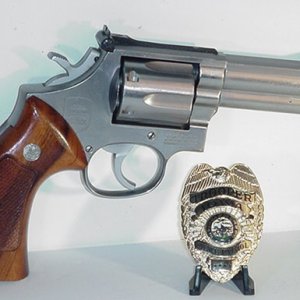 Model 686 I.S.P with badge