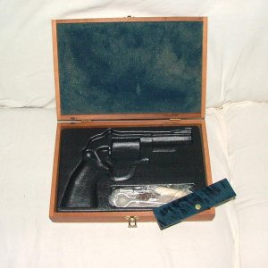 Display case