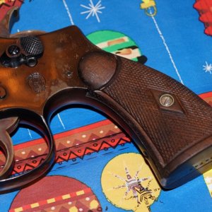 .38M&P grips