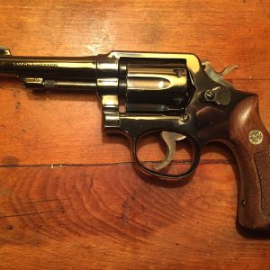 Model 10-5 1967 4 Inch Barrel - The Last of the C SN Guns and the First of the Non-Diamond Grips