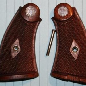 Pre-war Factory Service Grips for K Frame?