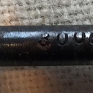 Cylinder catch screw rear