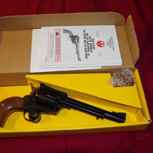 IMGP1849  Ruger Blackhawk Buckeye Special Convertible.  .32-20 with a separate cylinder for .32S&W/.32S&W Long/.32 H&R Magnum.