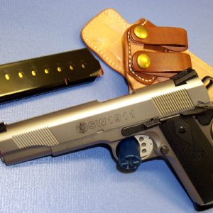S&W 1911  1