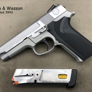 M5943 w PC Mag