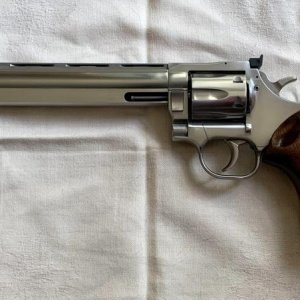 Dan Wesson 715 VH8