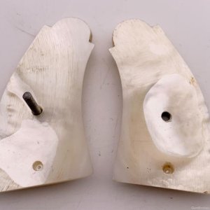 Grips inside
