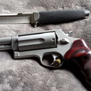 Cold Steel Outdoorsman + Taurus Judge Magnum