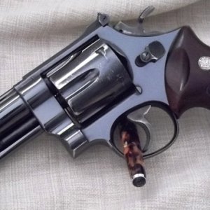 Model 29-2, three screw, five inch, serial number S2277xx, shipped to H.H. Harris on March 7, 1963.
