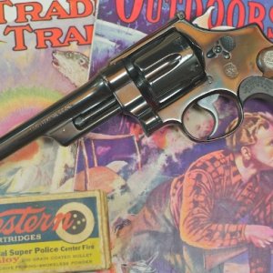 38-44 Outdoorsman SN 408xx w/ Western Box of Super Police 200 gr bullets