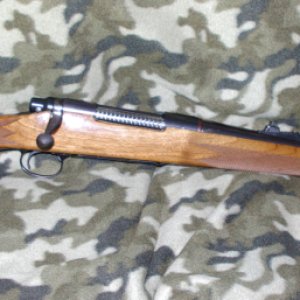 700a