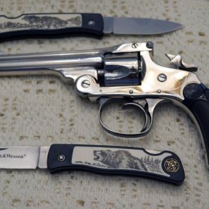gunandknives